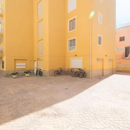 24 The Palm - Alicante Apartment